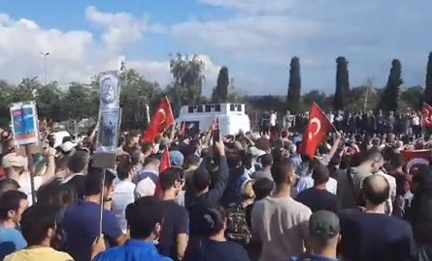 prostest istanbul.jpg